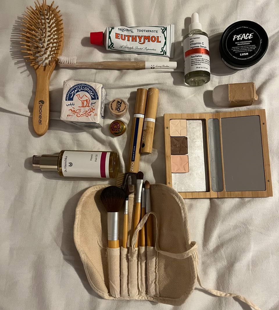 My Minimalist & Sustainable Self-Care Routin